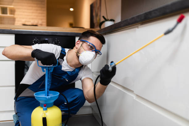 Best Exterminator Services  in North Yelm, WA